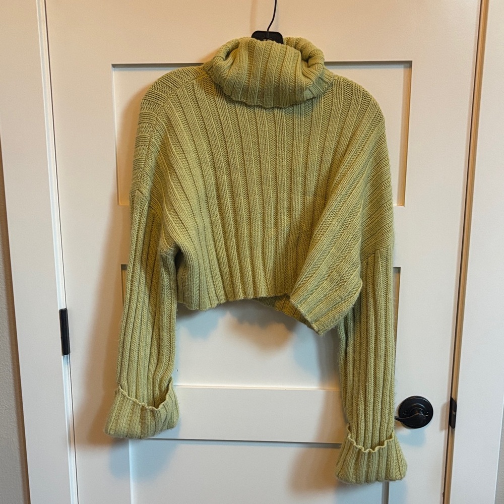 Arizona Jean Company Olive Ribbed Turtleneck Sweater